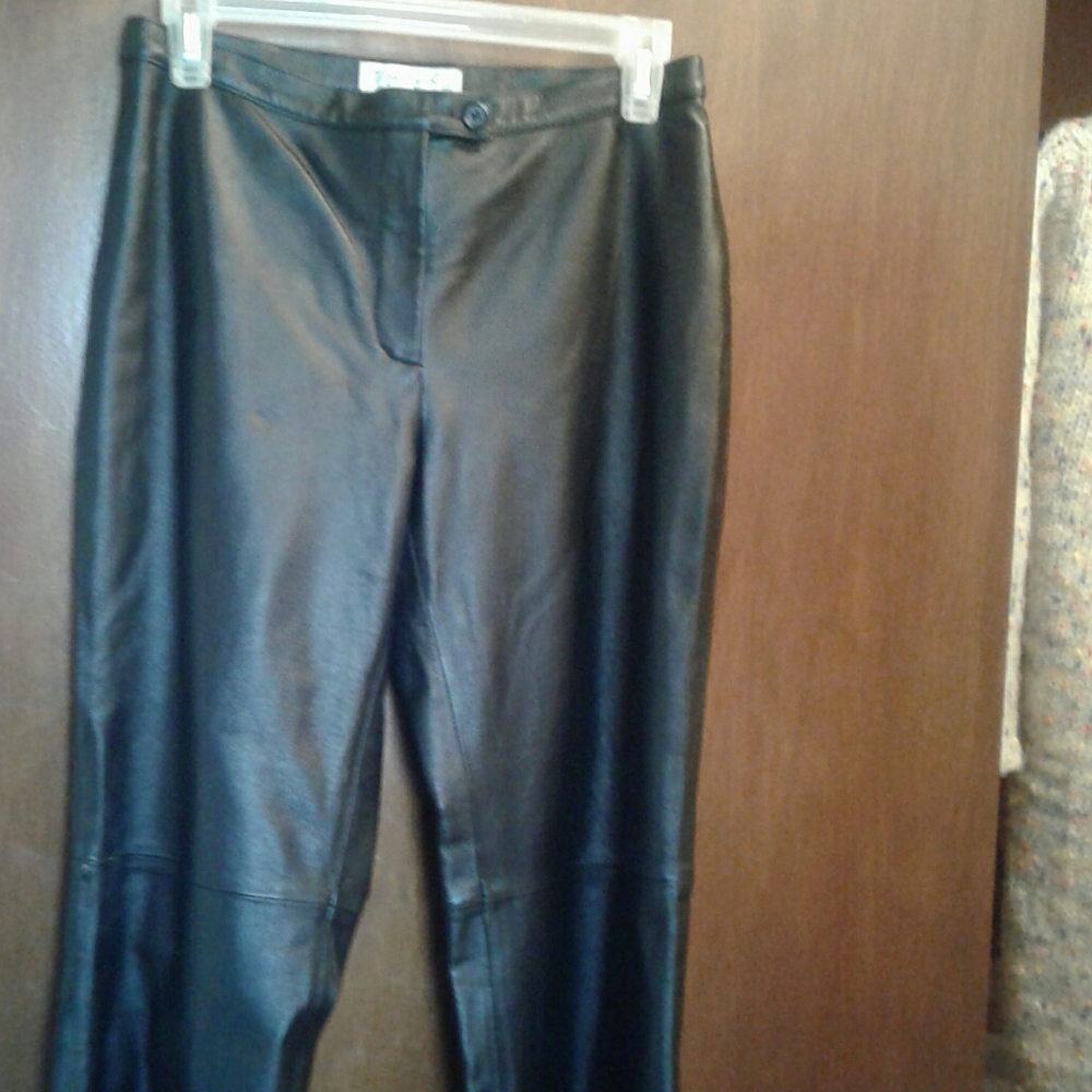 Leather pamts